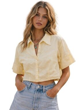 Tommy Hilfiger Cropped Button-Front Short Sleeve Top in Pale Yellow Size Medium
